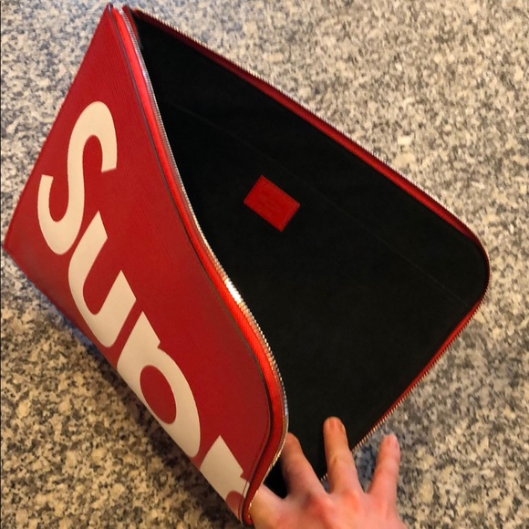 L Louis Vuitton Supreme Pochette Jour Epi Leather - Picture 5 of 7